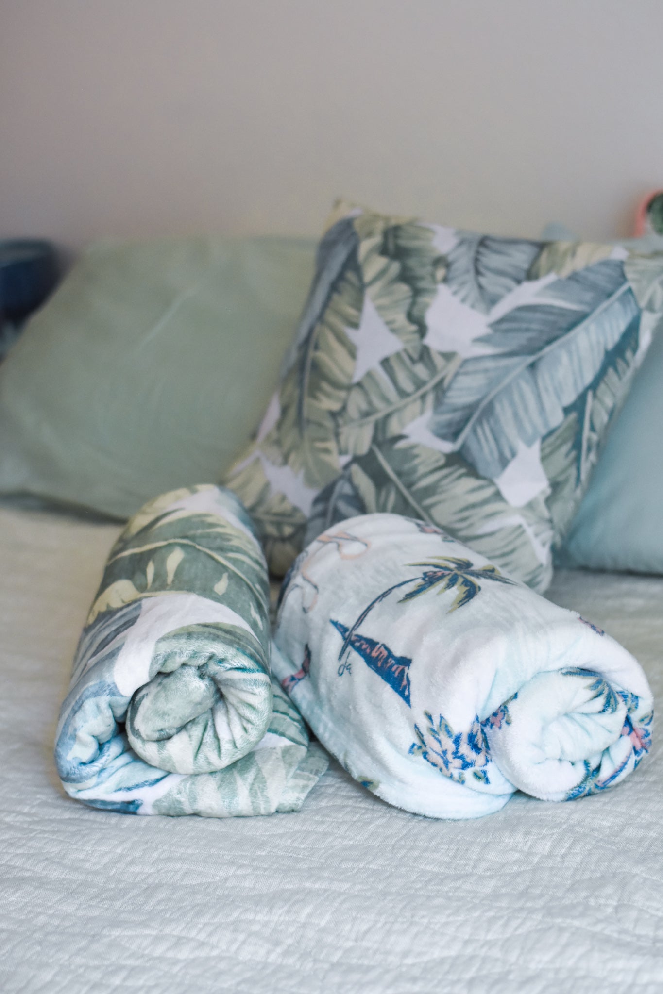 Throw Blanket | Island Green