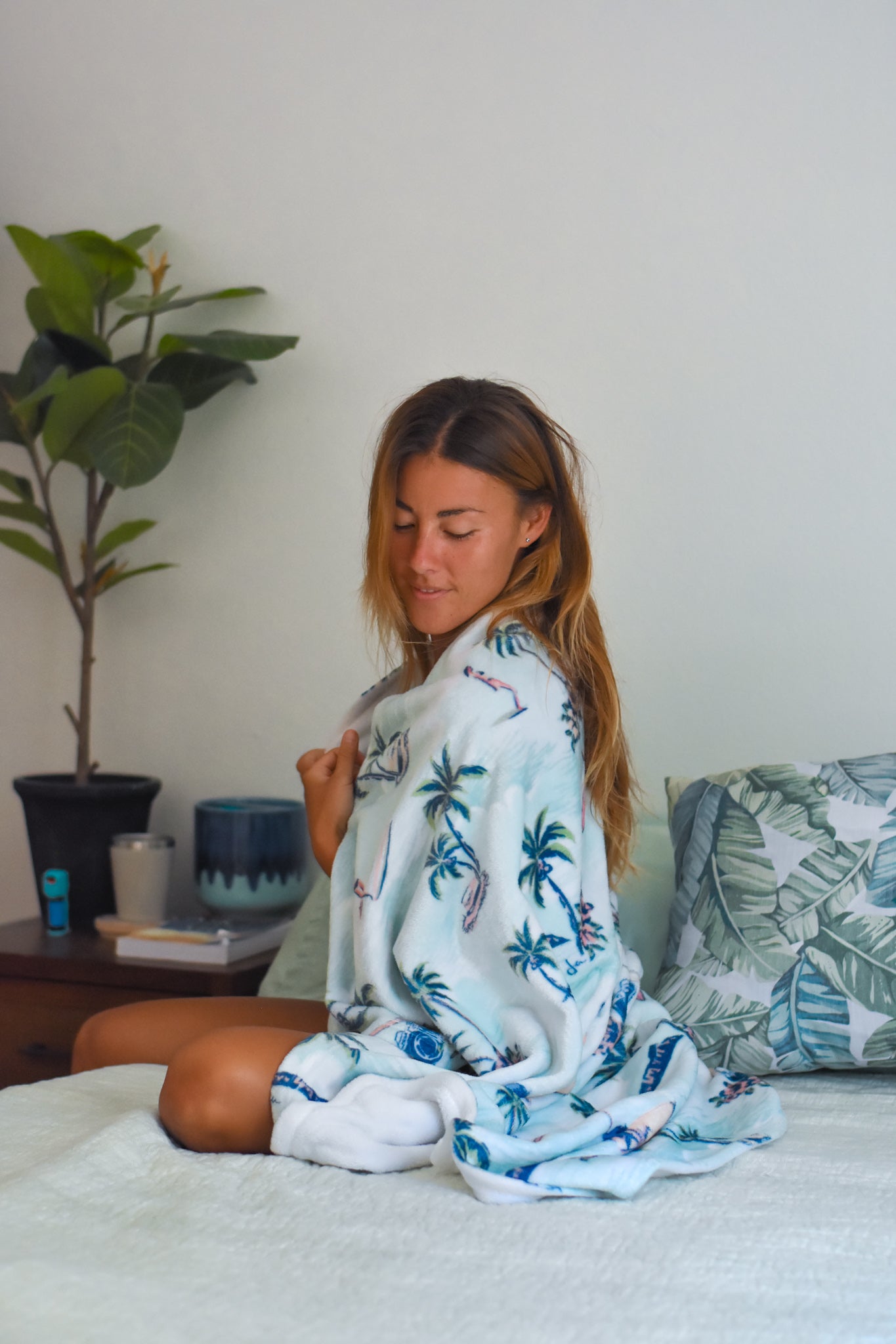 Throw Blanket | Surfer Girls Paradise